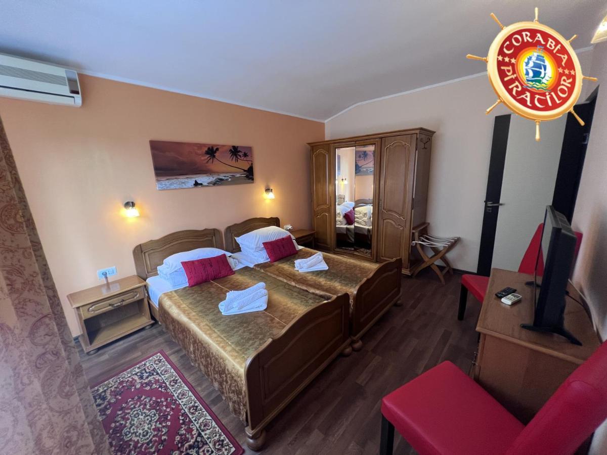 Club De Vacanta Corabia Piratilor-Mamaia Nord Неводарі Екстер'єр фото