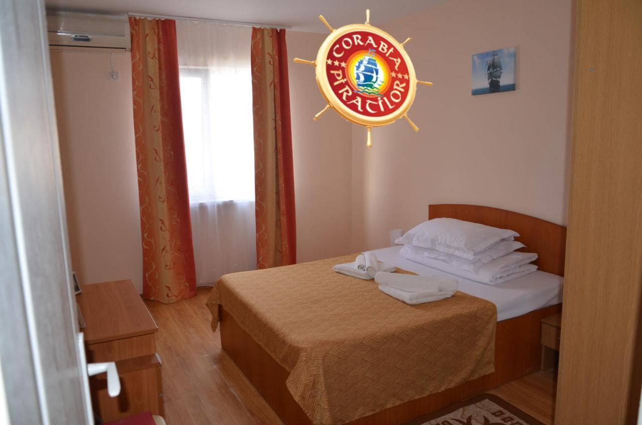 Club De Vacanta Corabia Piratilor-Mamaia Nord Неводарі Екстер'єр фото