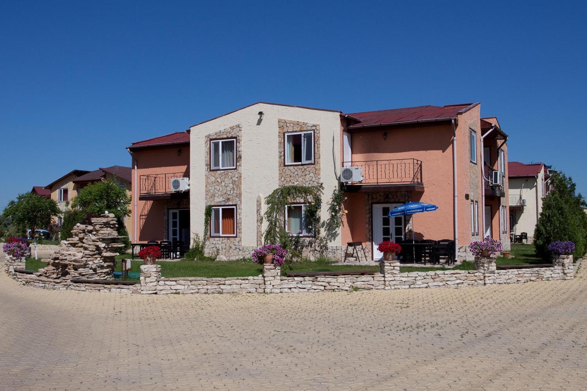 Club De Vacanta Corabia Piratilor-Mamaia Nord Неводарі Екстер'єр фото