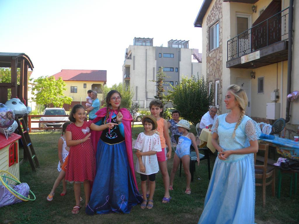 Club De Vacanta Corabia Piratilor-Mamaia Nord Неводарі Екстер'єр фото