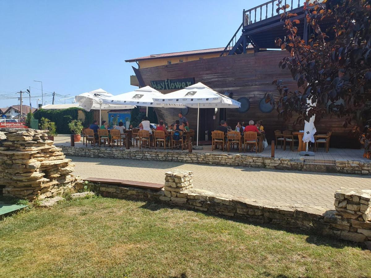 Club De Vacanta Corabia Piratilor-Mamaia Nord Неводарі Екстер'єр фото